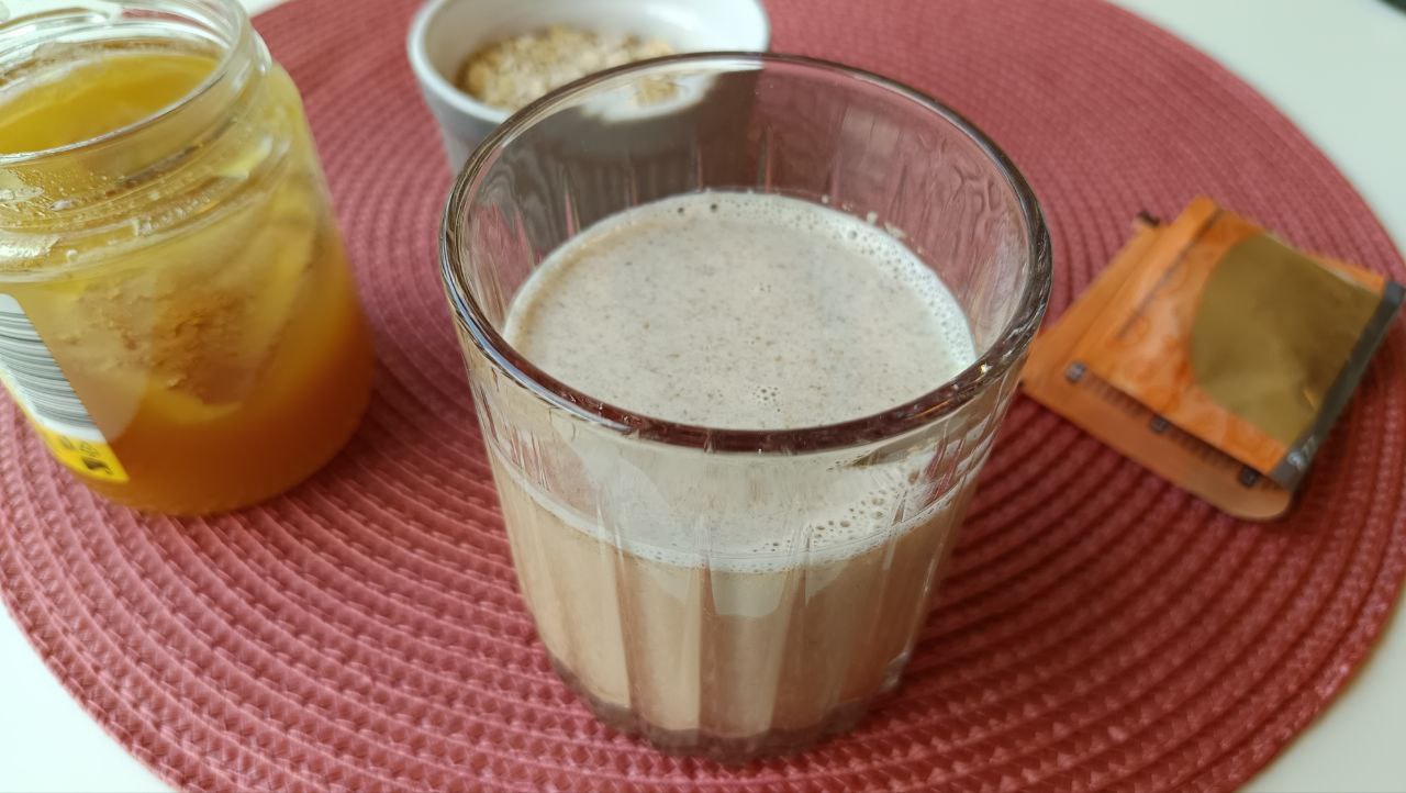 Cinnamon-and-Honey-Smoothie