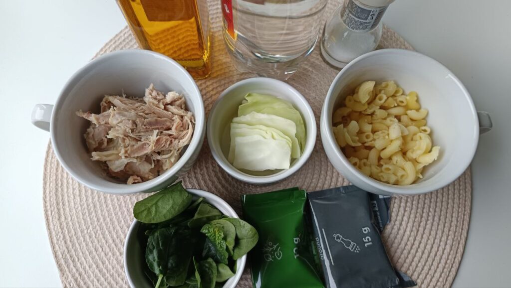 ingredients-Chicken-Pasta-Salad-with-Spinach-and-Cabbage