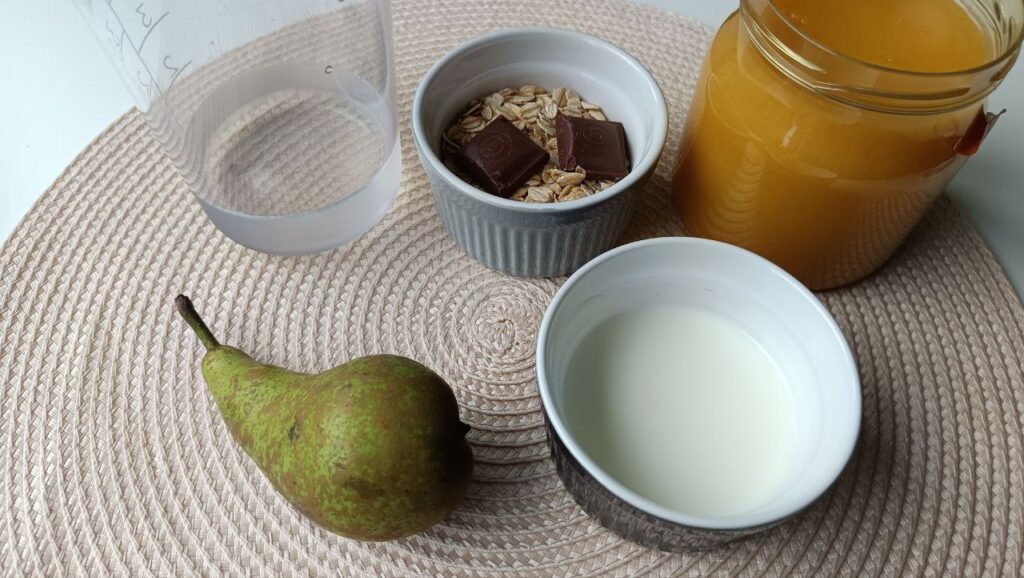 ingredients-Overnight-porridge-pear-chocolate