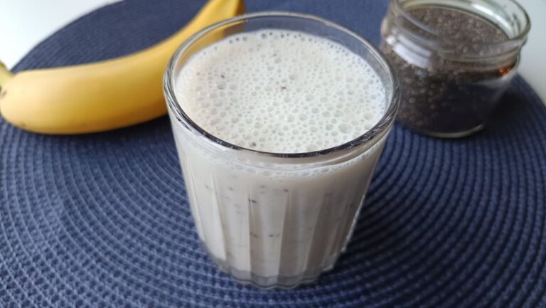Condensed-milk-banana-smoothie